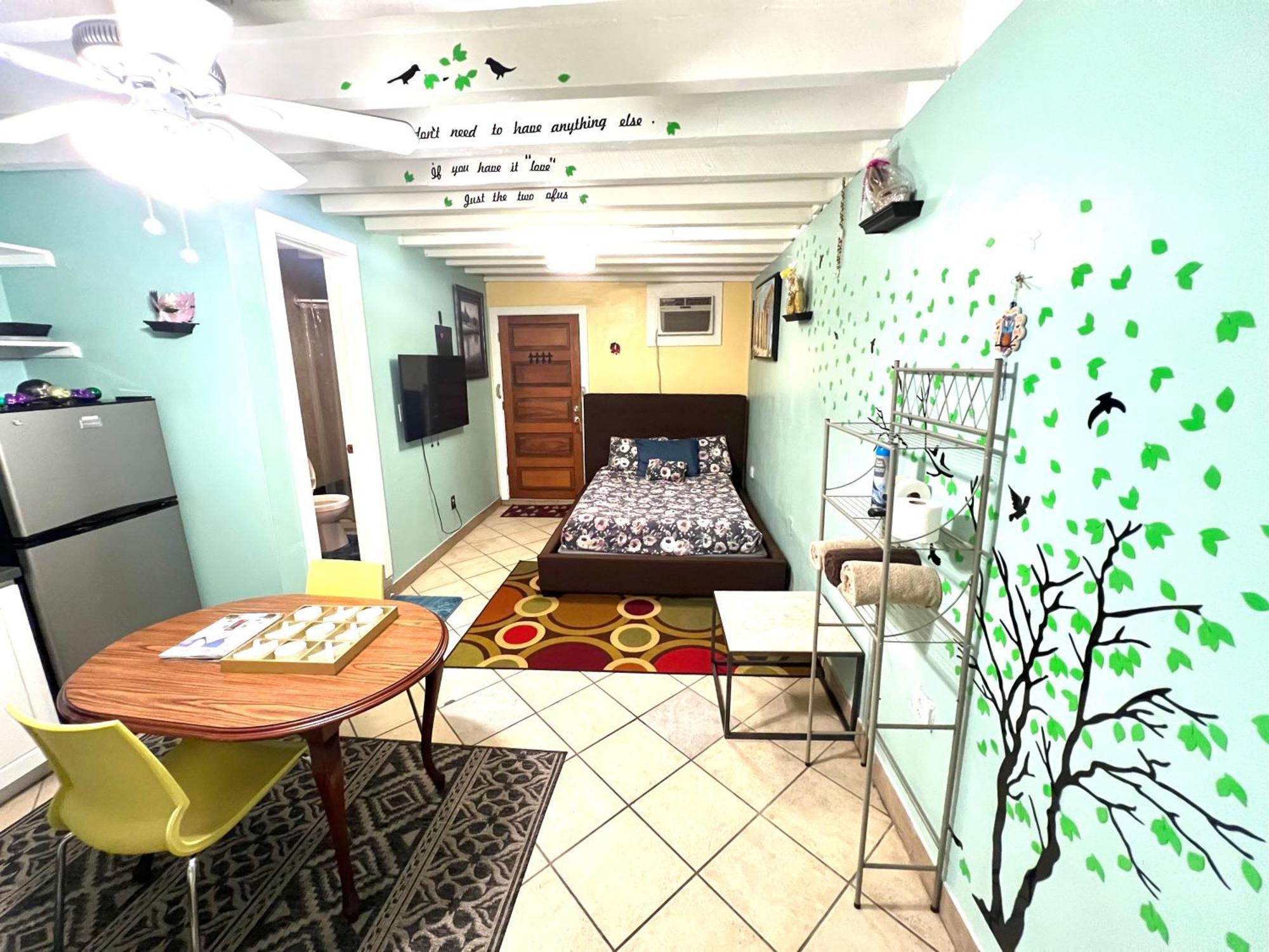 New Orleans French Quarter Inn 外观 照片